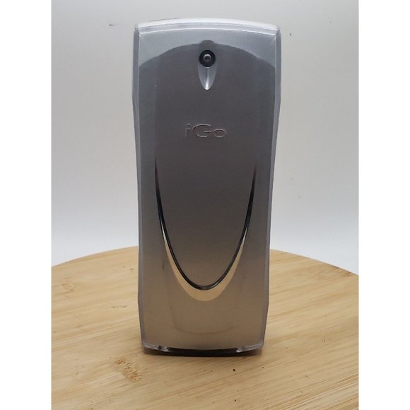 iGO EverywherePower PS0069 Silver Auto/ 7500 Series 90W Power Adapter untested - Picture 1 of 6